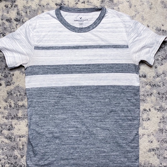 American Eagle Outfitters Other - AEO Color Block T-shirt American Eagle Outfitters Other - AEO Color Block T-shirt